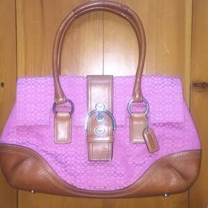 Coach pink signature bag